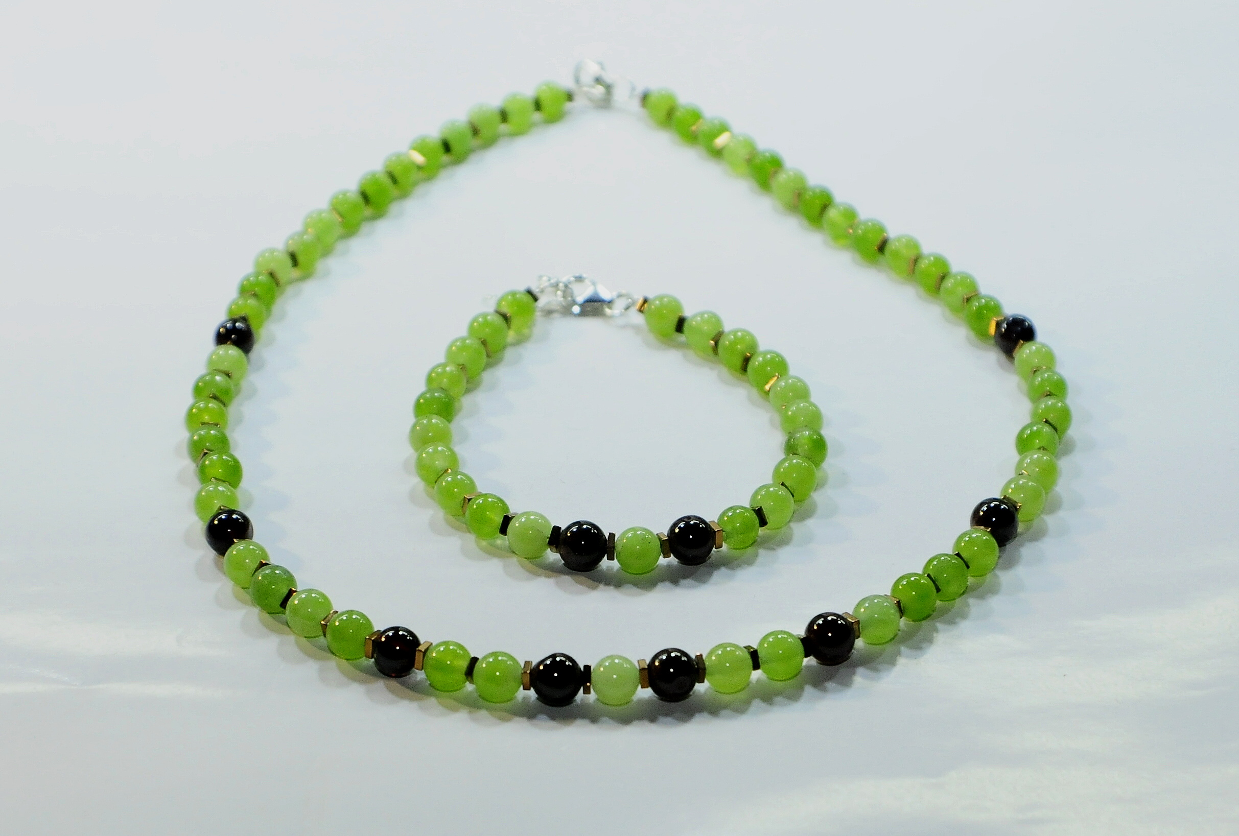 Naszyjnik i bransoletka z oliwinem i granatem - nr kat. 366 i 366a