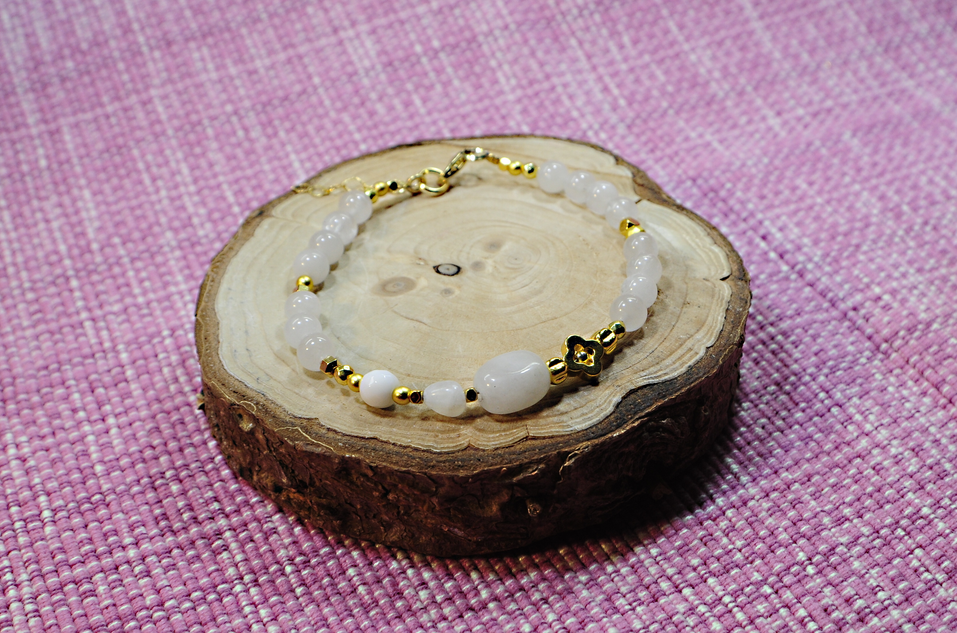 Bransoletka z kryształem górskim - 373a