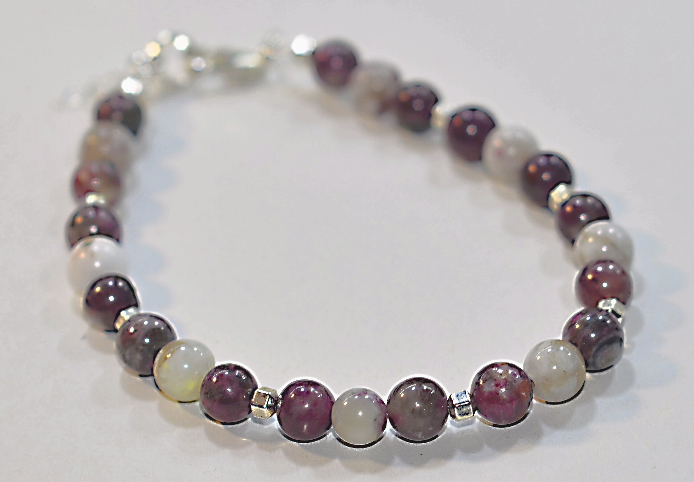 Bransoletka z turmalinem śliwkowym - 356a