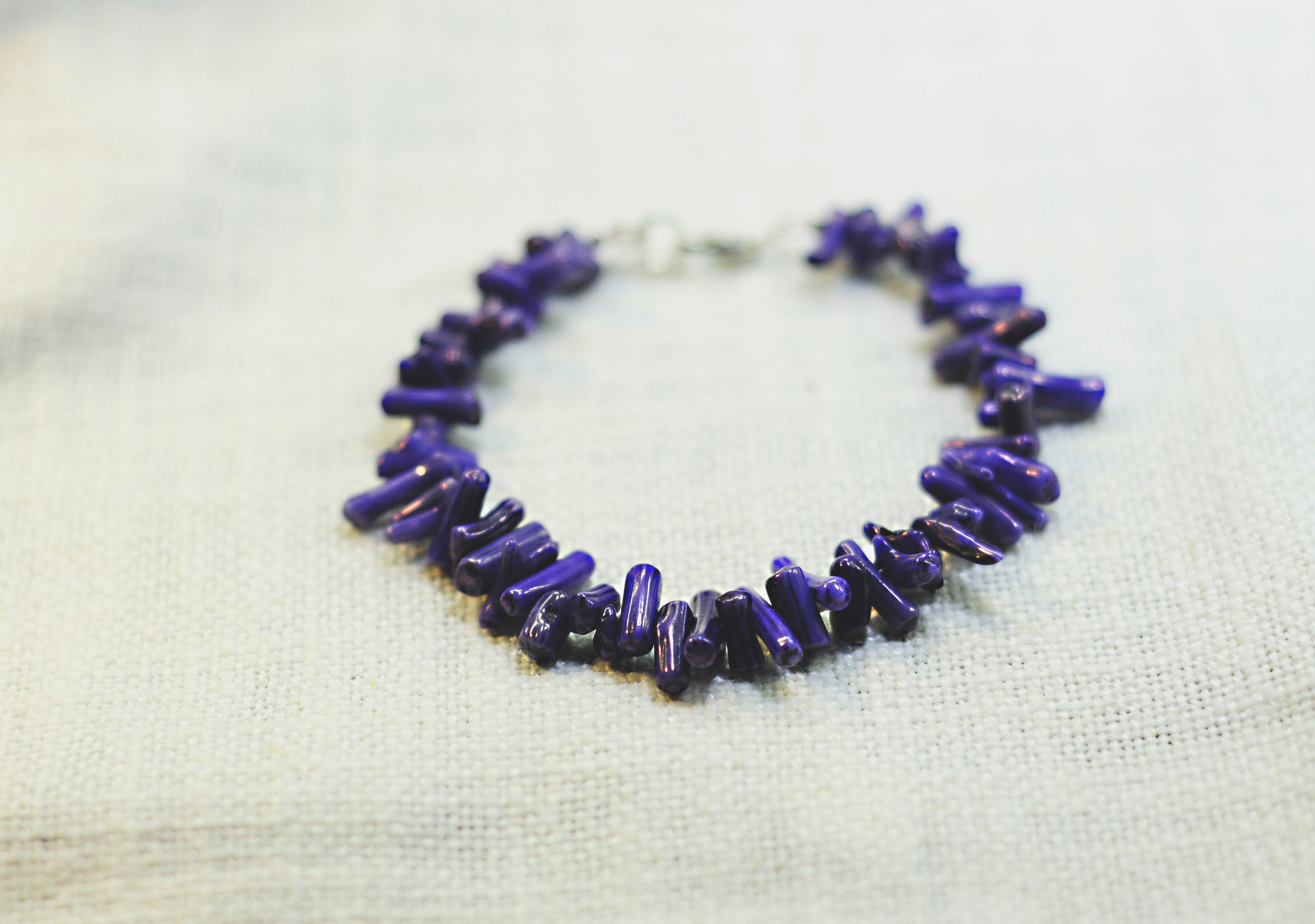 Bransoletka z koralem - nr kat. 404a