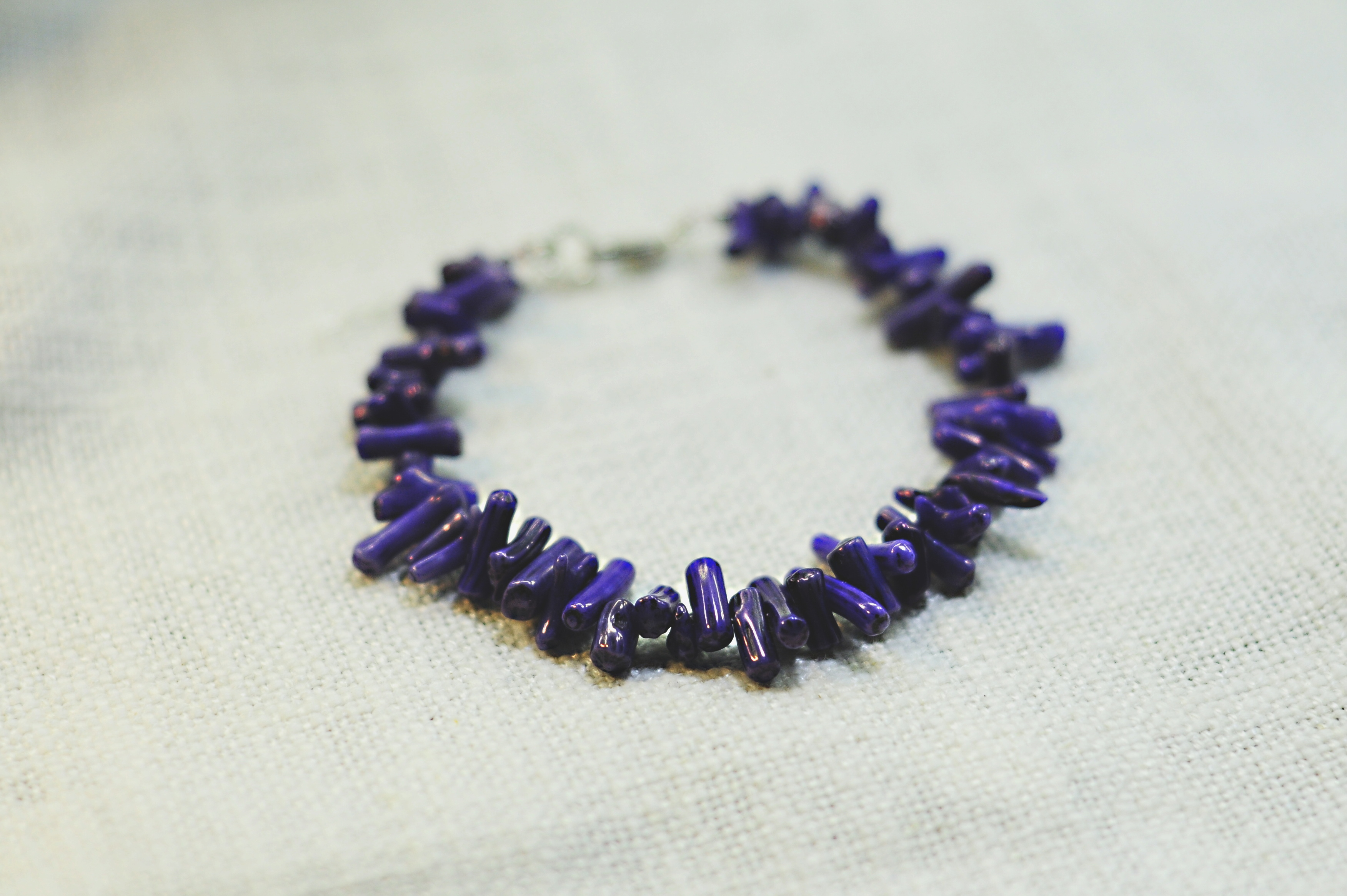 Bransoletka z koralem - nr kat. 404a