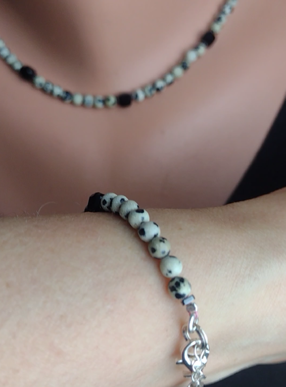 Naszyjnik i bransoletka z jaspisem dalmatyńskim - nr kat. 476 i 476a