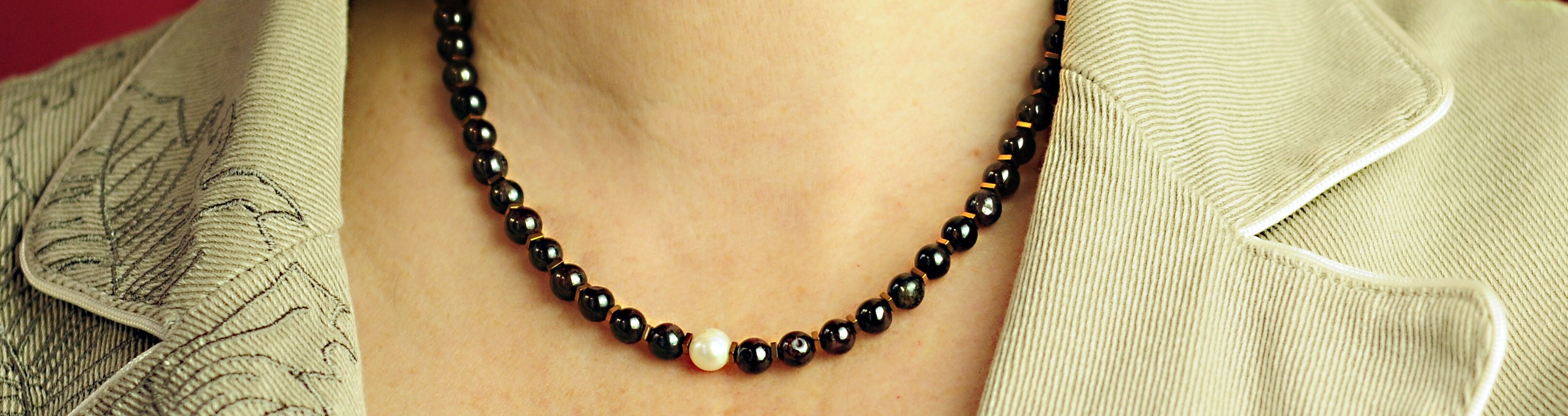 Naszyjnik z granatem i perłą - nr kat. 367