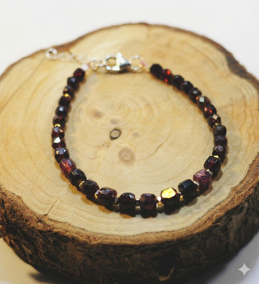 Bransoletka z granatem - nr kat. 469a