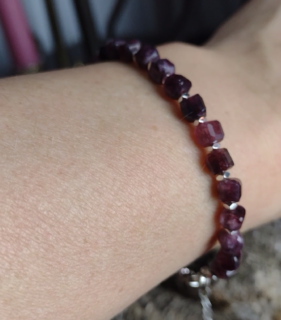 Bransoletka z granatem - nr kat. 457a