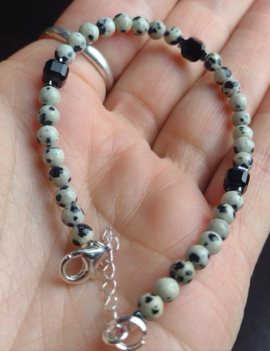 Bransoletka z jaspisem dalmatyńskim - nr kat. 476a