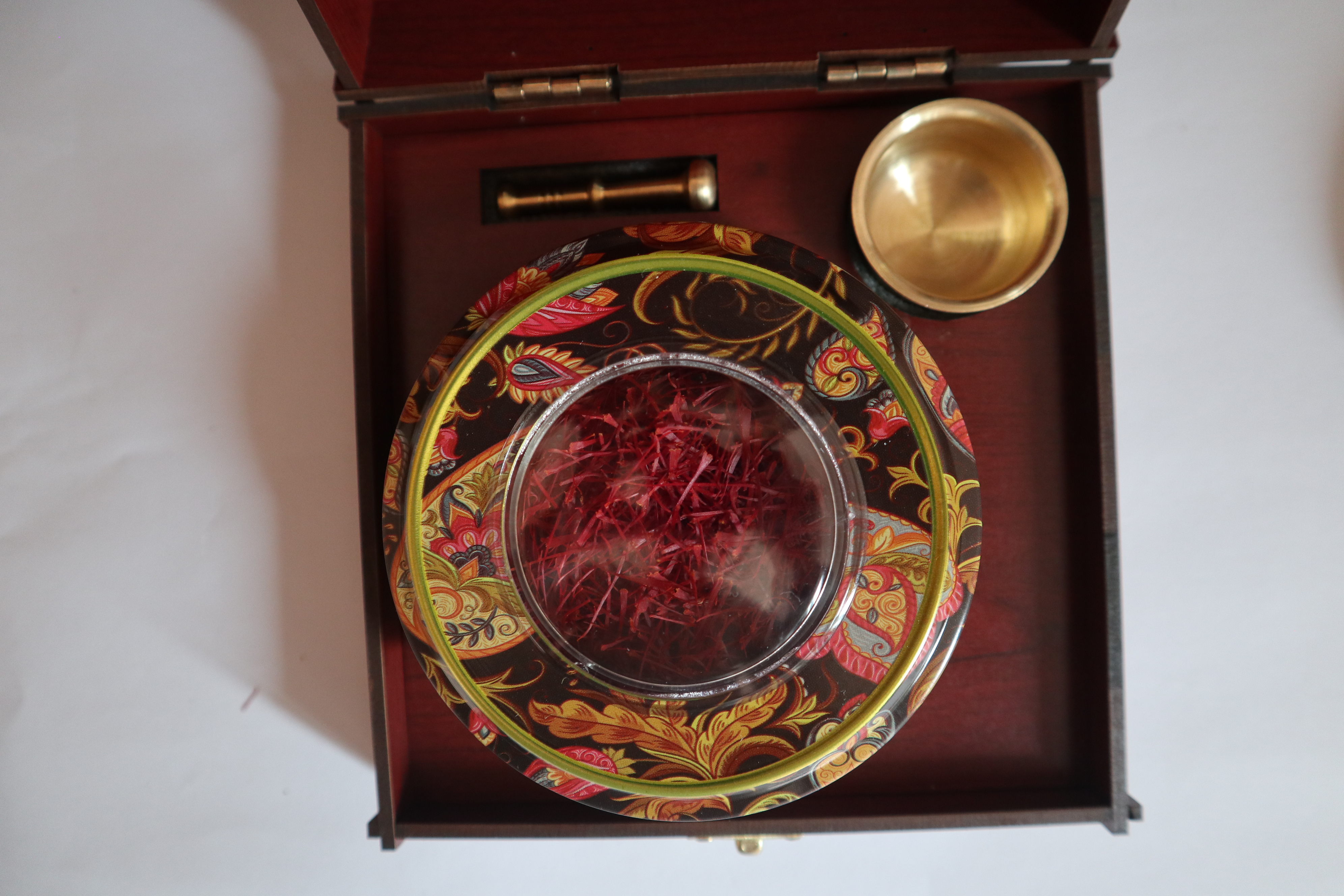 Premium Gift Set – (Saffron + Tiny Box + Handcrafted Wooden Box + Mortar)