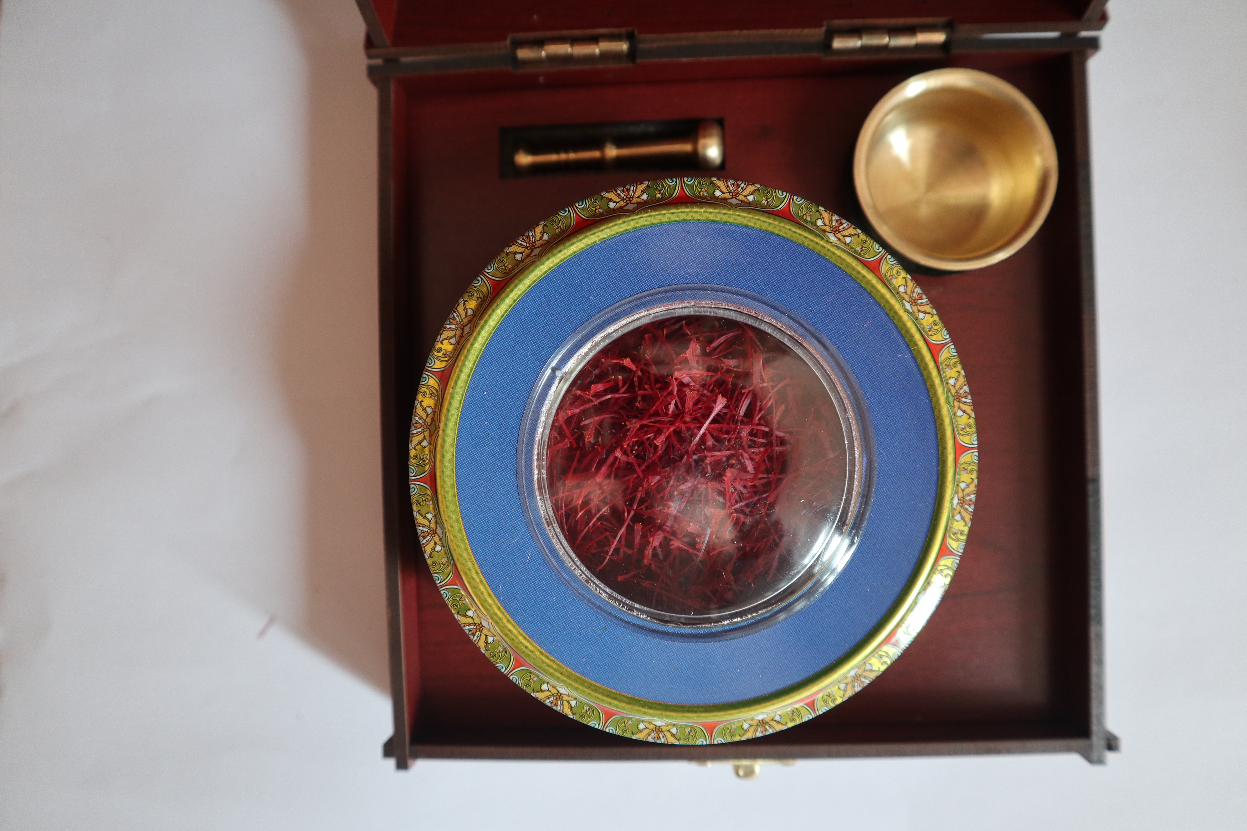 Premium Gift Set – (Saffron + Tiny Box + Handcrafted Wooden Box + Mortar)