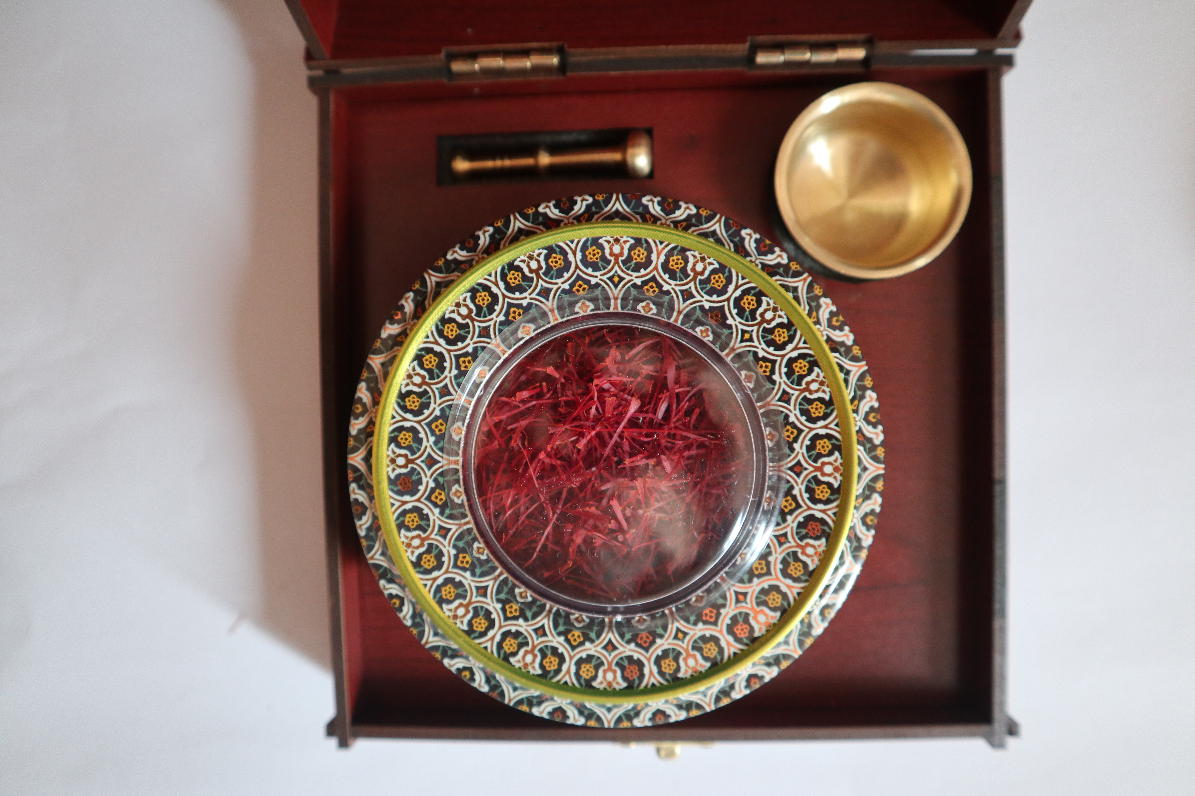 Premium Gift Set – (Saffron + Tiny Box + Handcrafted Wooden Box + Mortar)