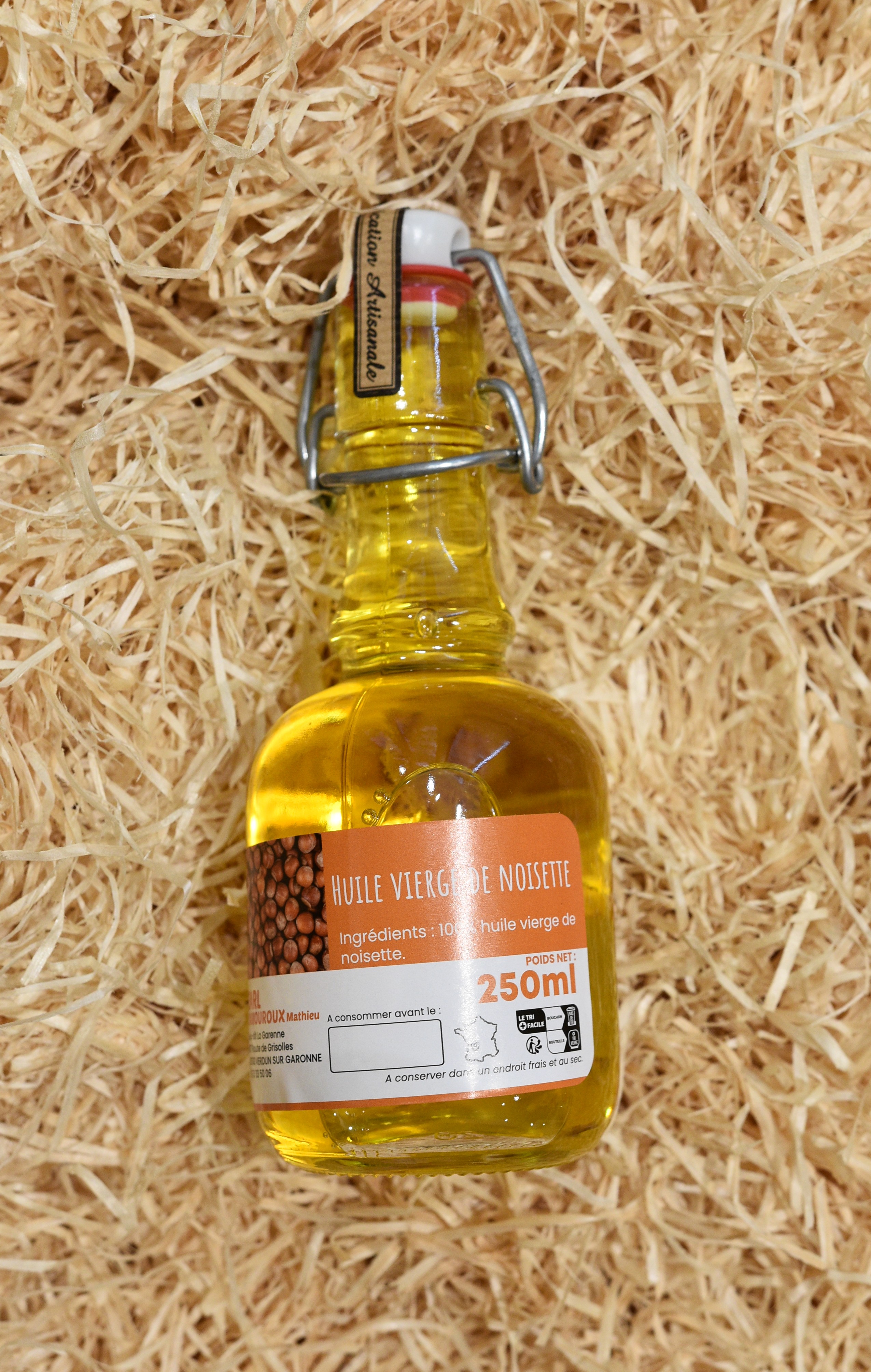 Huile vierge de noisette