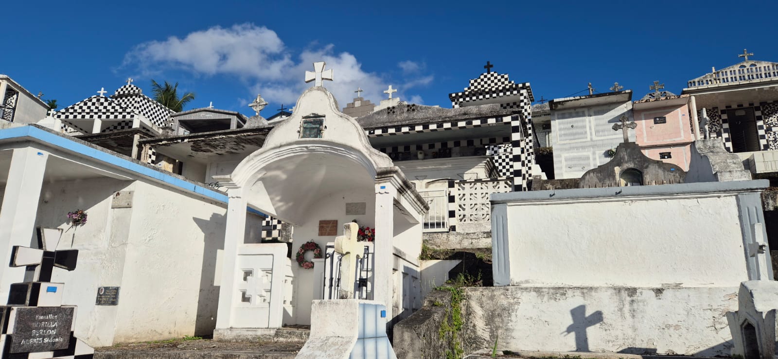 Visite du Cimetière de Morne-à-l’Eau