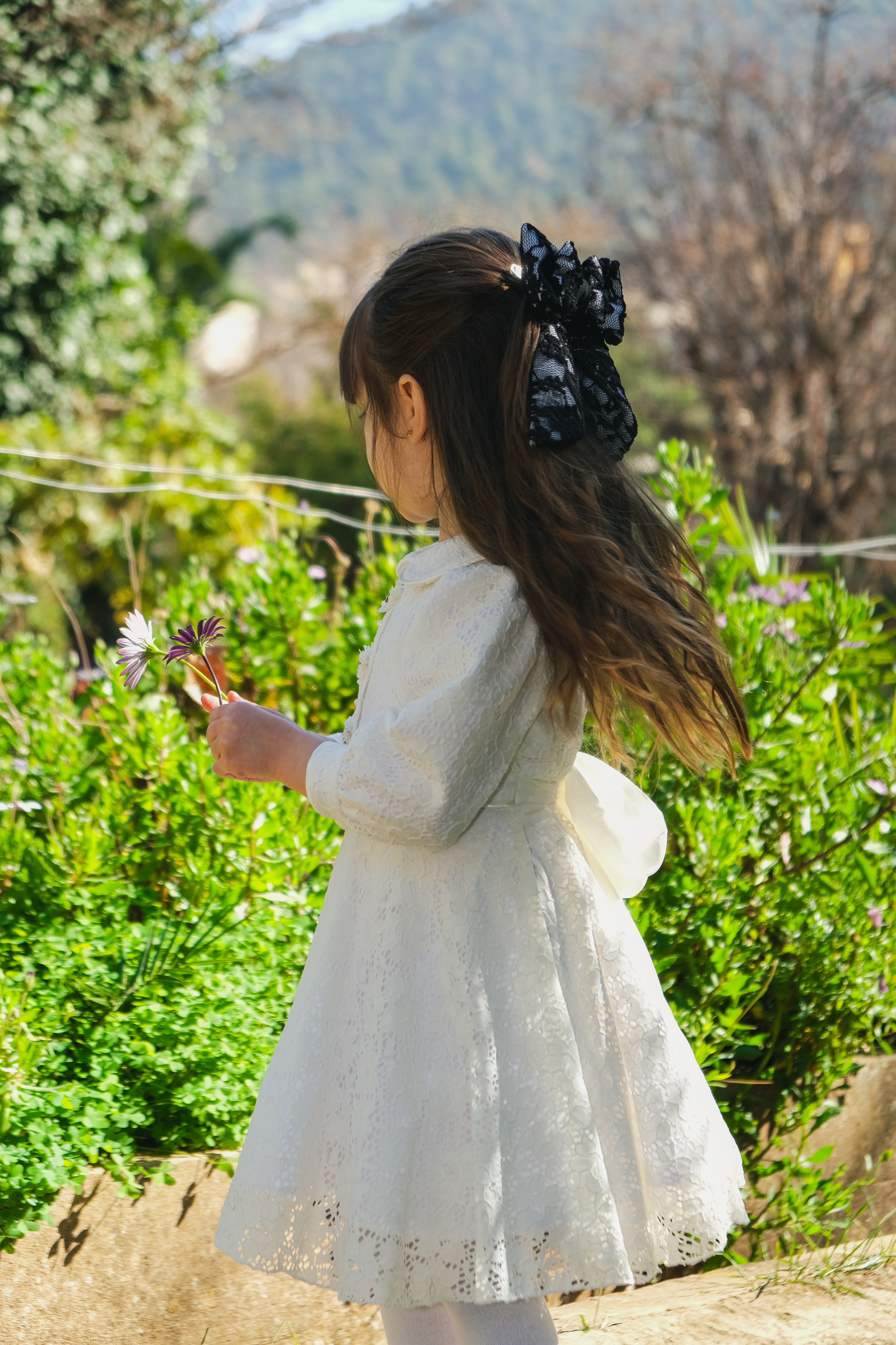 Robe beige en dentelle 