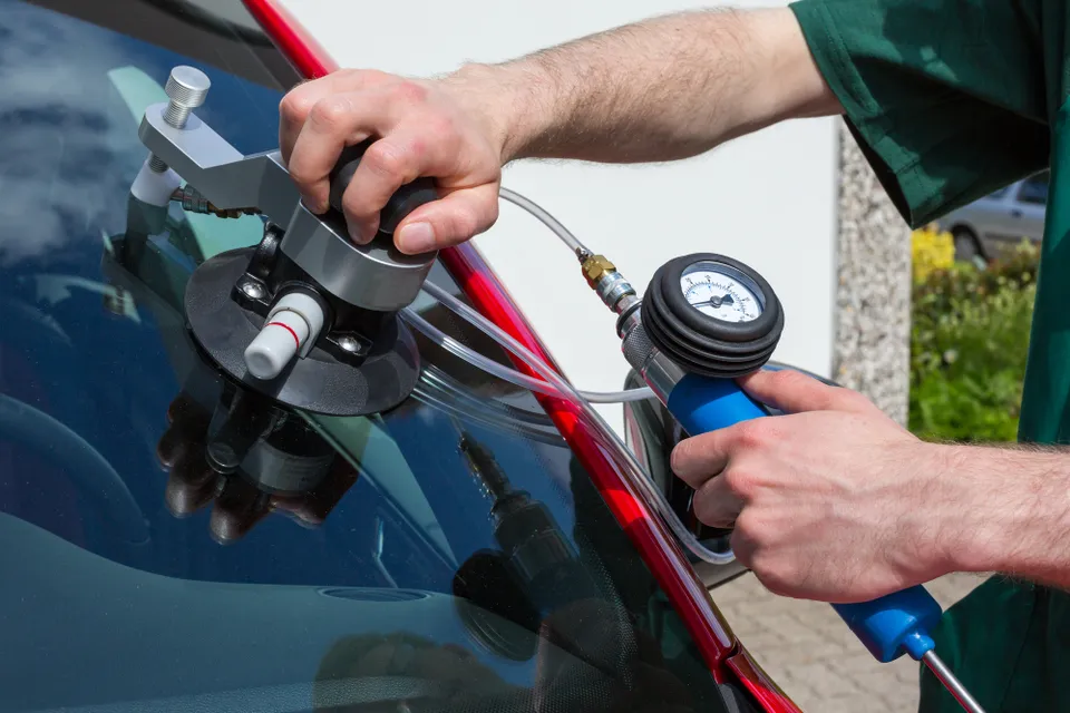 Windshield Chip Repair - Consultation