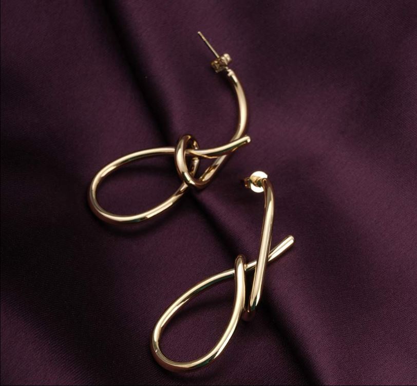 Intertwined Gold Drop Earrings
