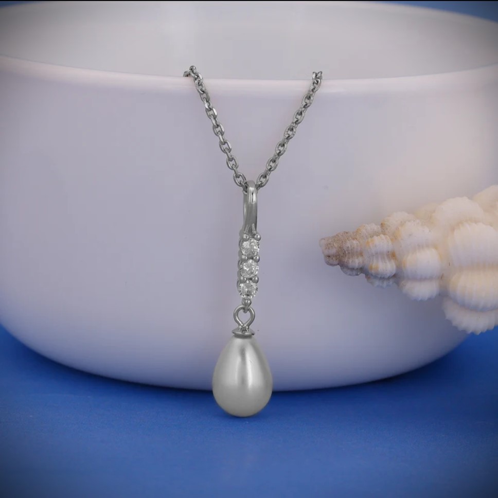 Drop of Pearl Pendant – Pearl Pendant with Silver Chain