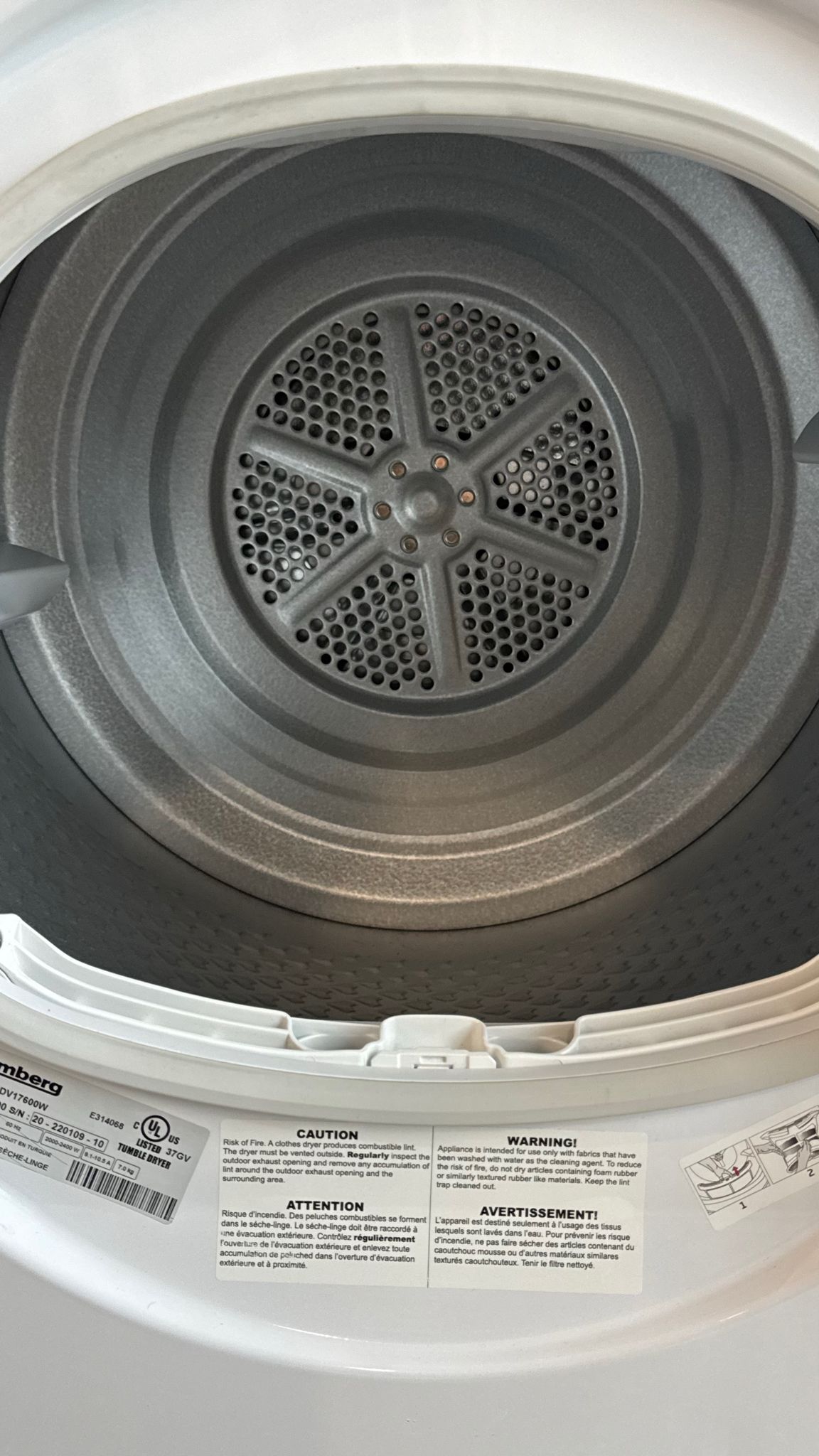 Blomberg Used Dryer Stackable DV17600W 24"