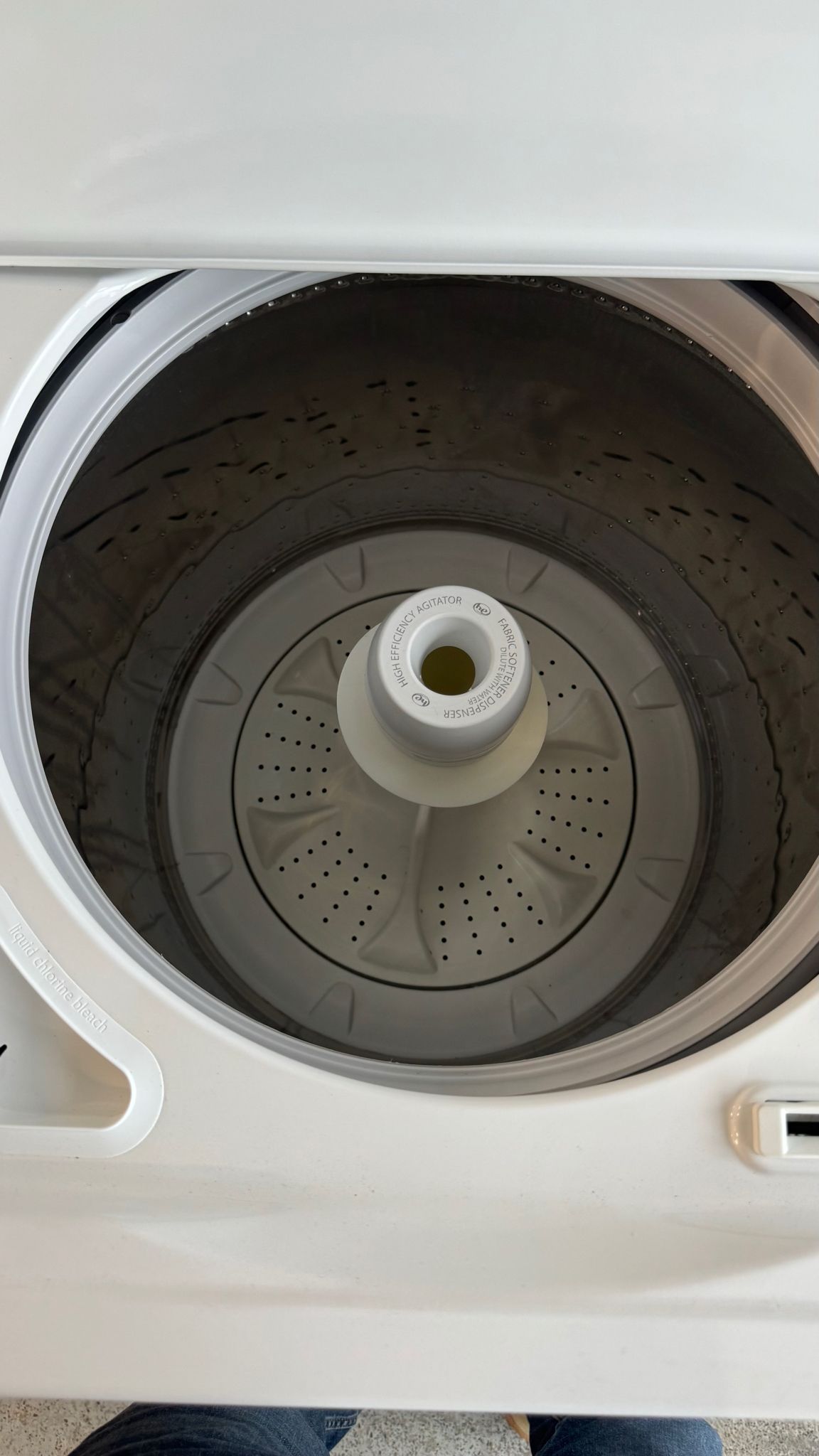 Amana Washer Dryer Used YNED4655EW  NTW4519JW 27"