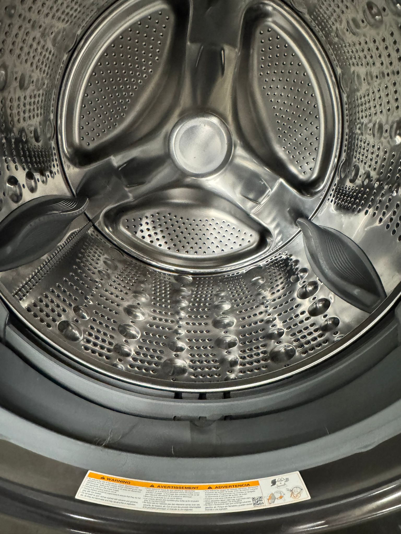 LG Tower Used Laundry center Black stainless WKEX200HBA 24"