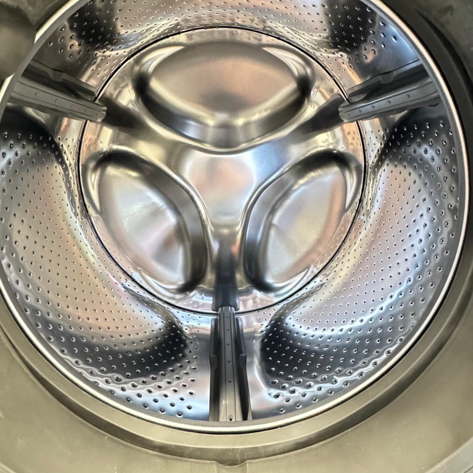 Whirlpool Used washer dryer WFW7590FW  YWED75HEFW set 27" 