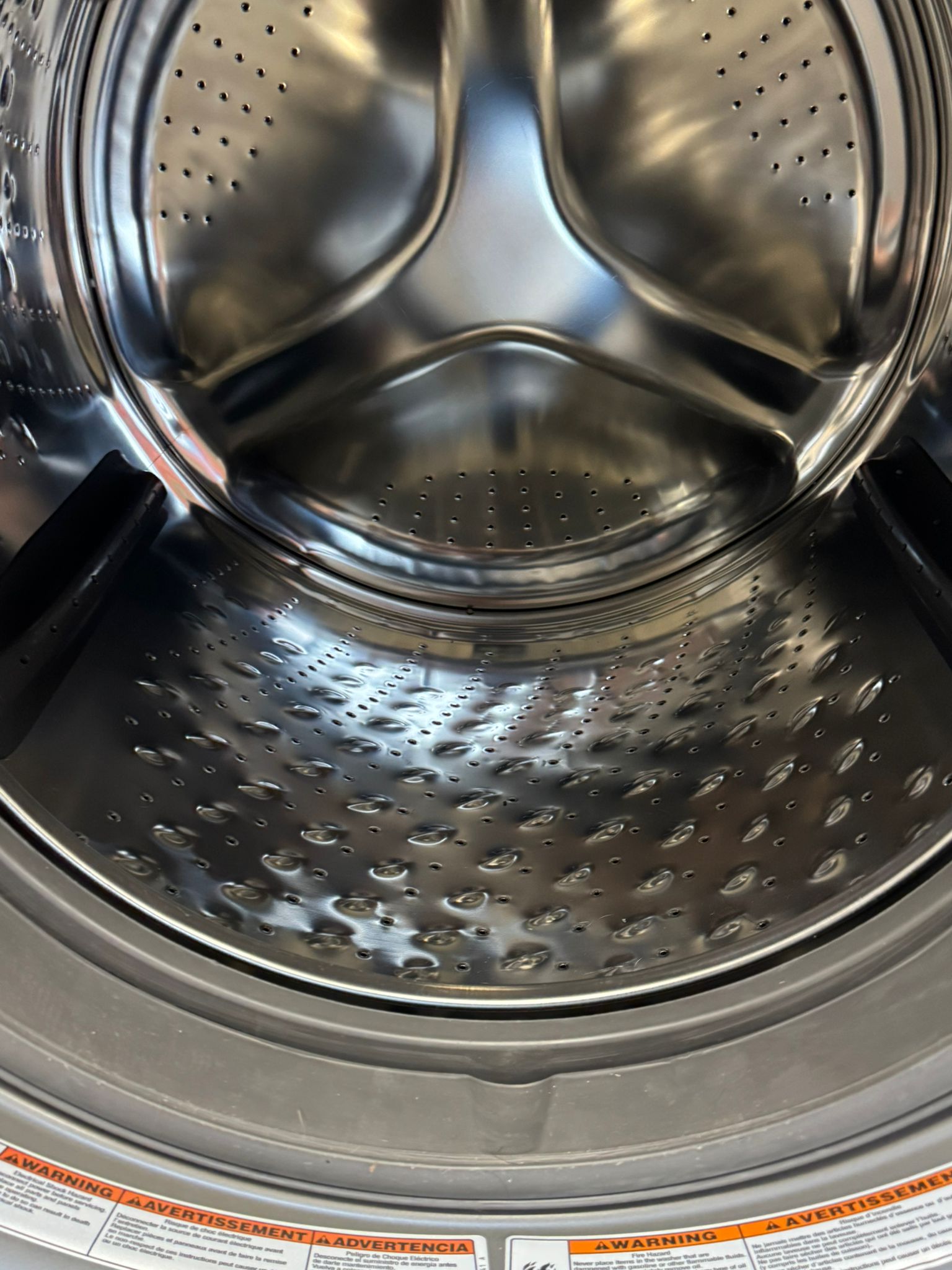 Whirlpool Used Washer WFW6720RR 27"