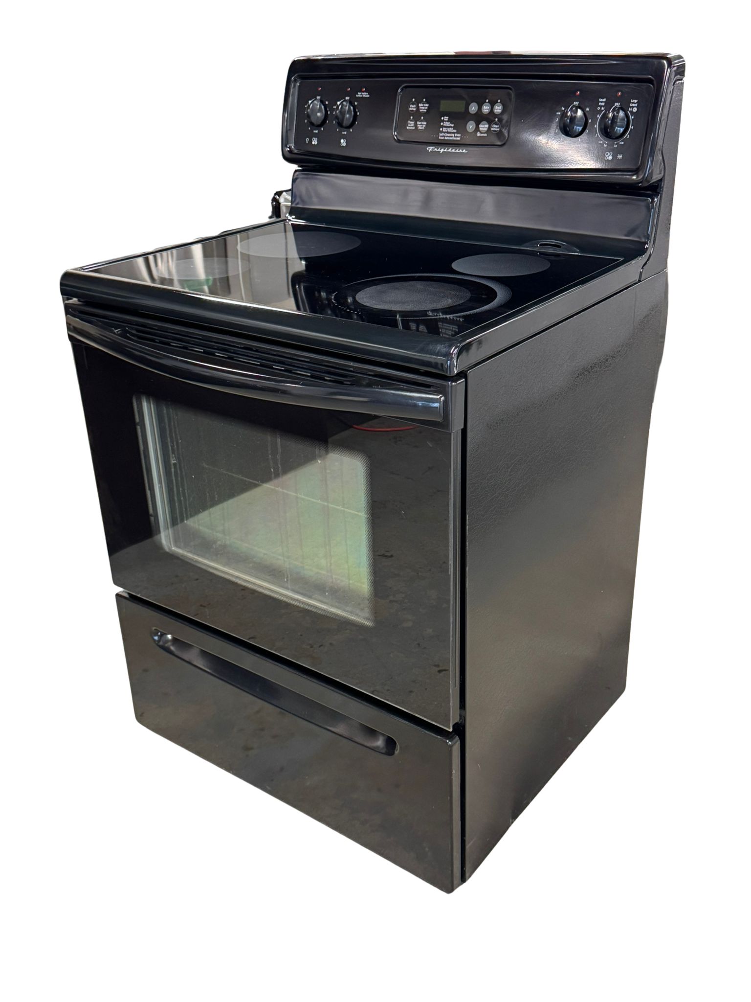 Frigidaire Black Stove Used CFEF372EB 30"