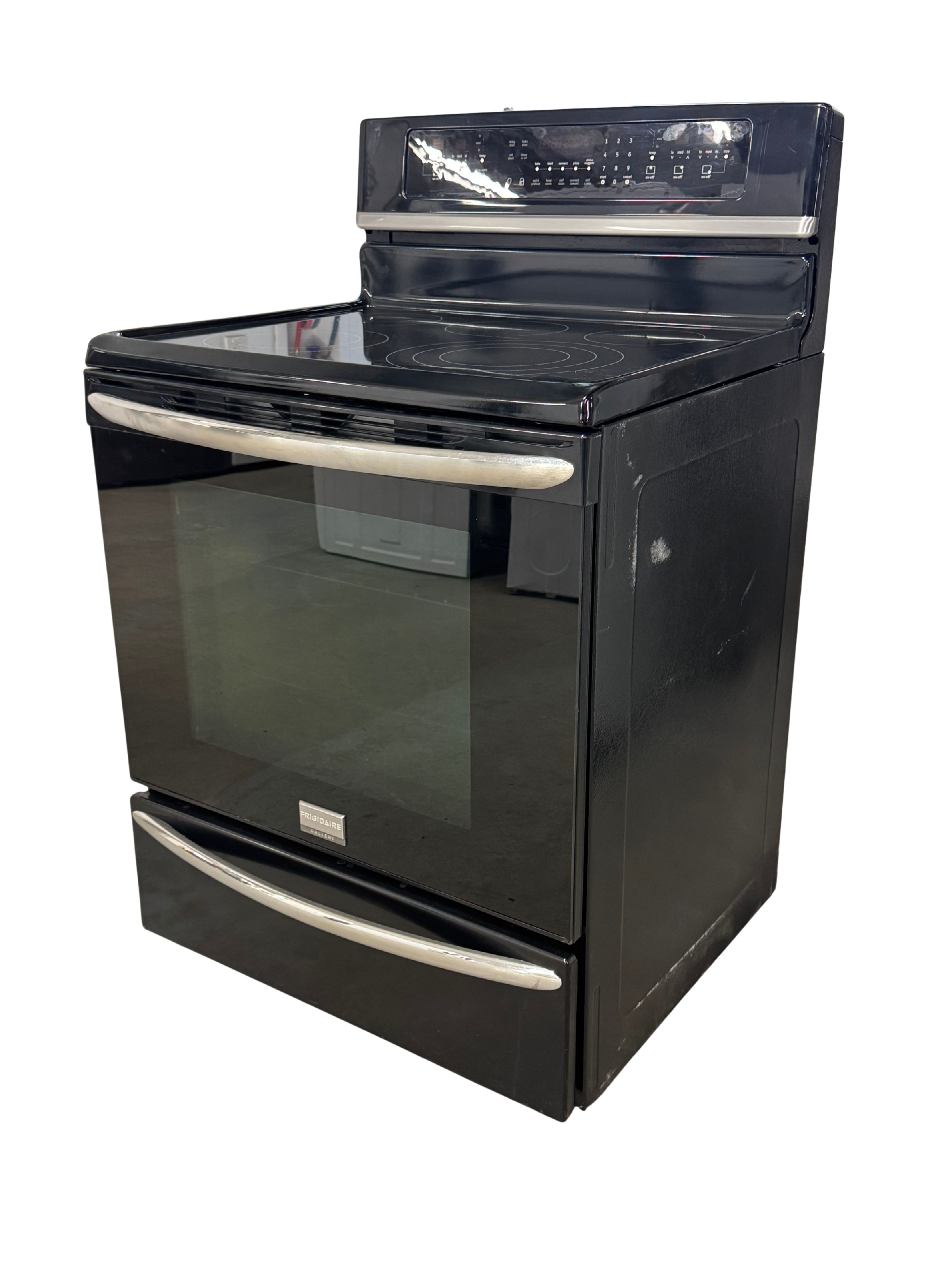 Frigidaire Stove CGEF3077KB  30"