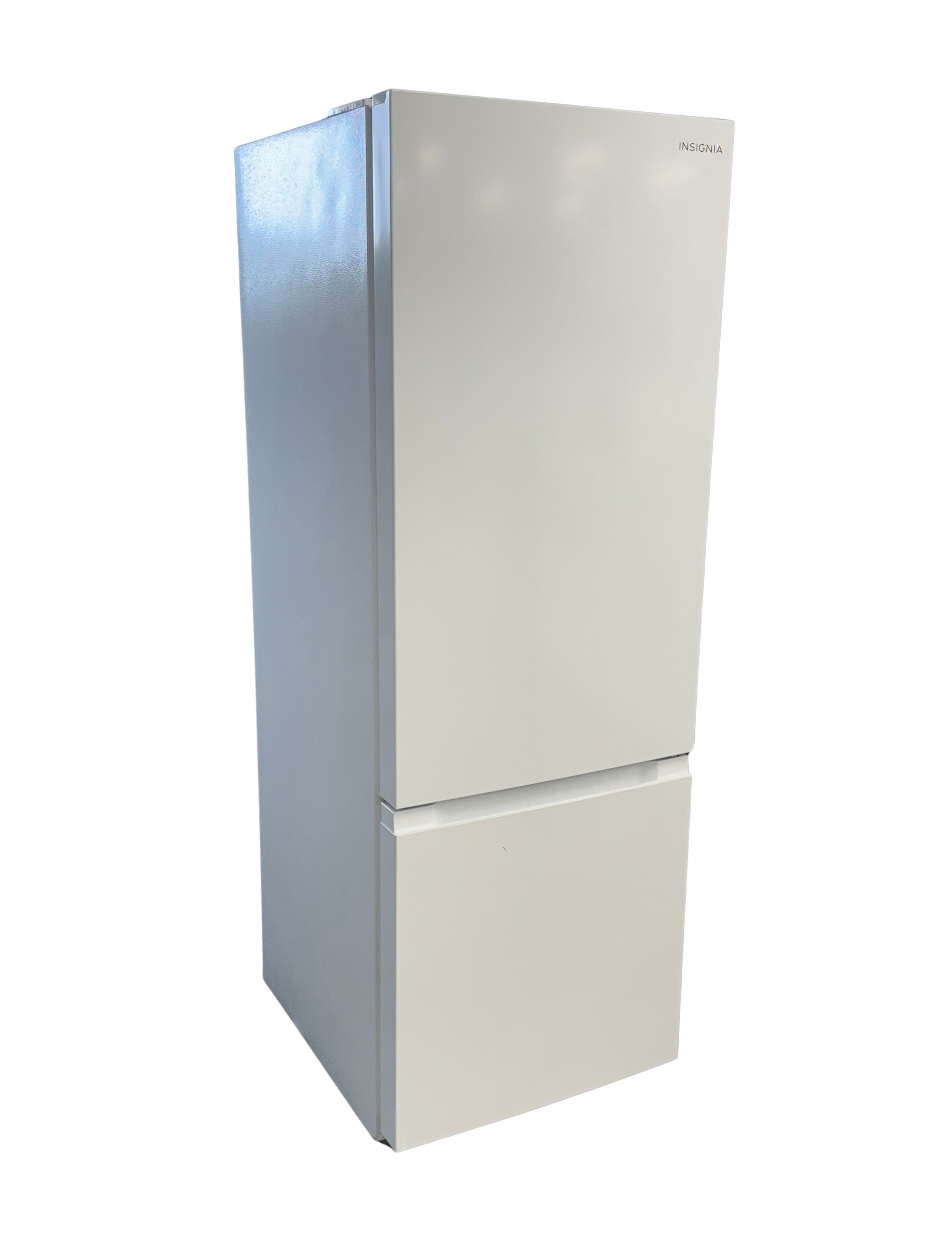 Insignia Refrigerator NS-RBM11WH 24"