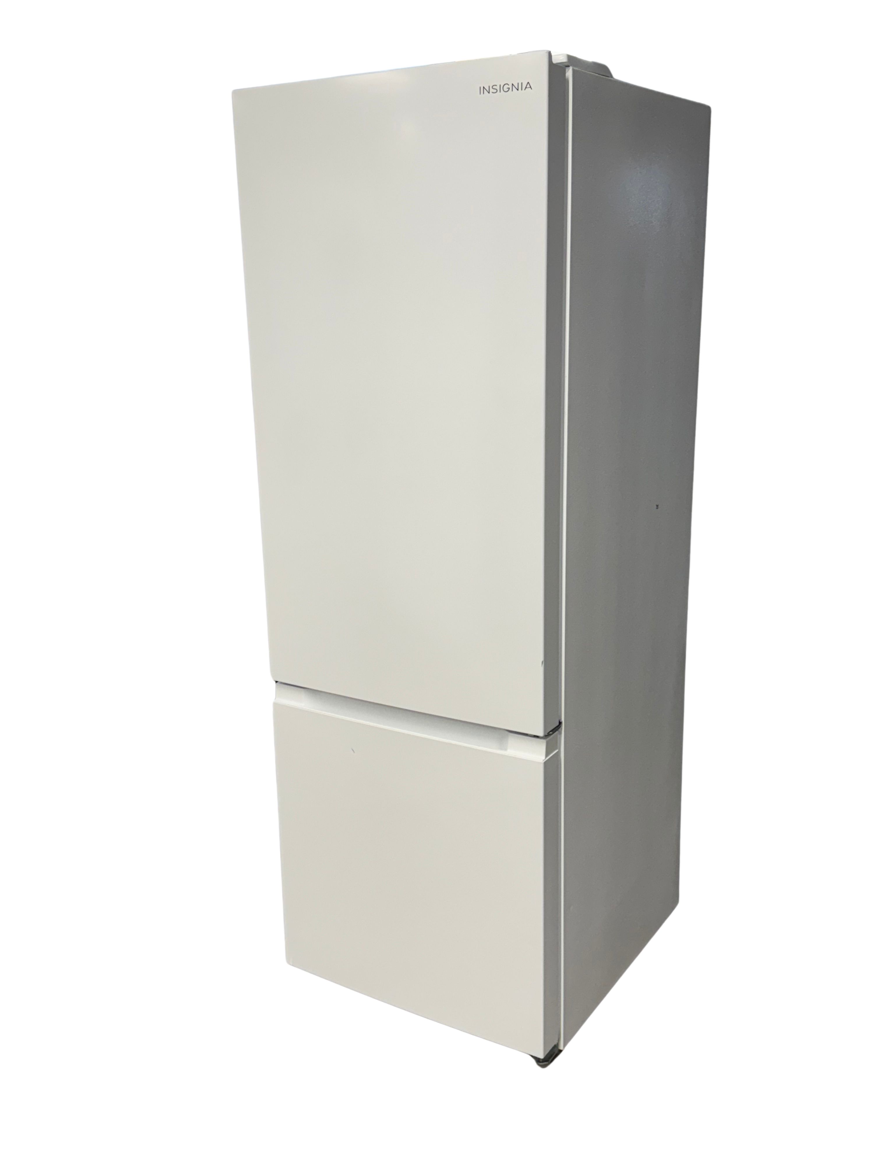 Insignia Refrigerator NS-RBM11WH 24"