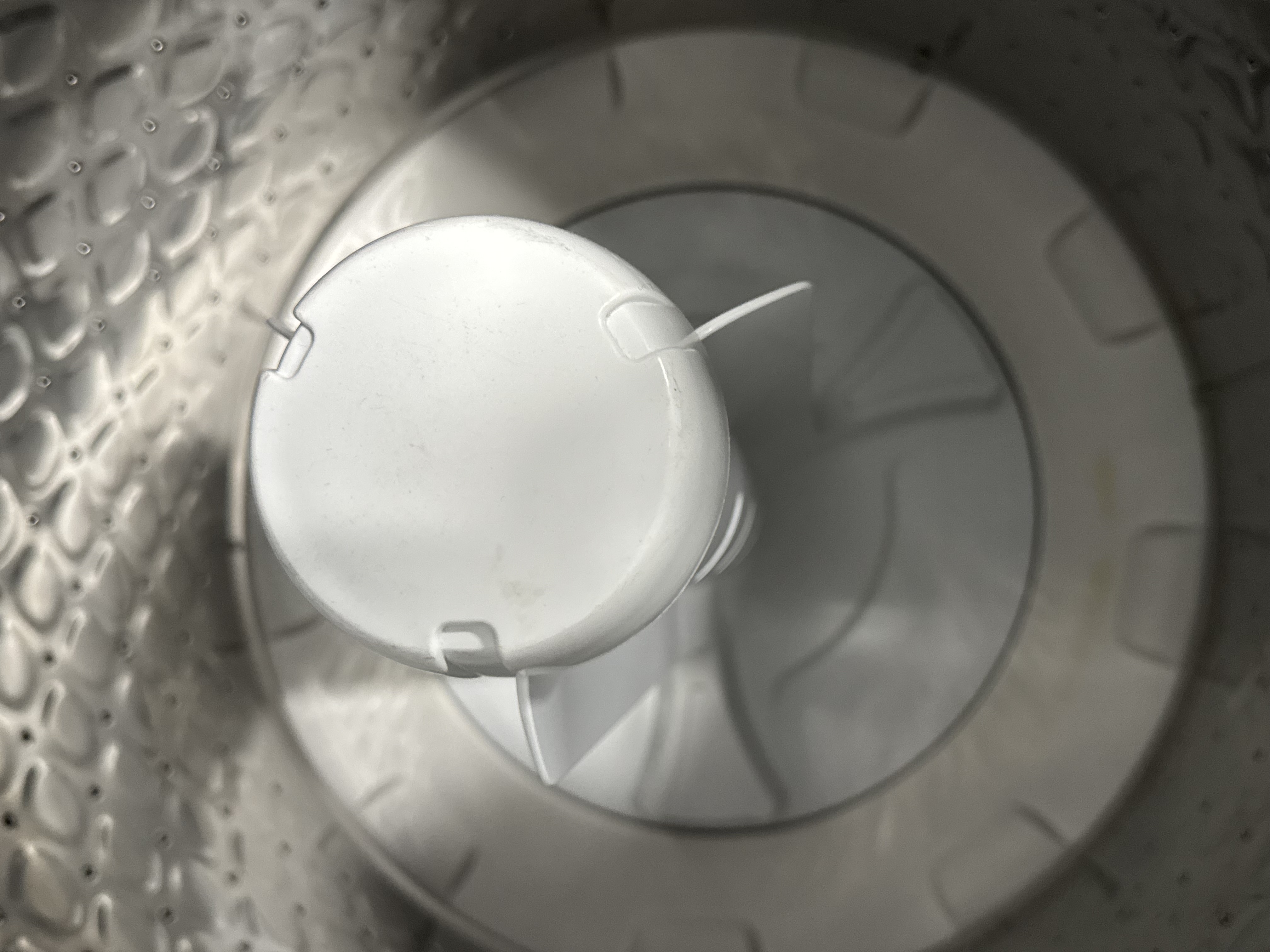 Frigidaire Used Laundry center White FLCE752CAW  27"