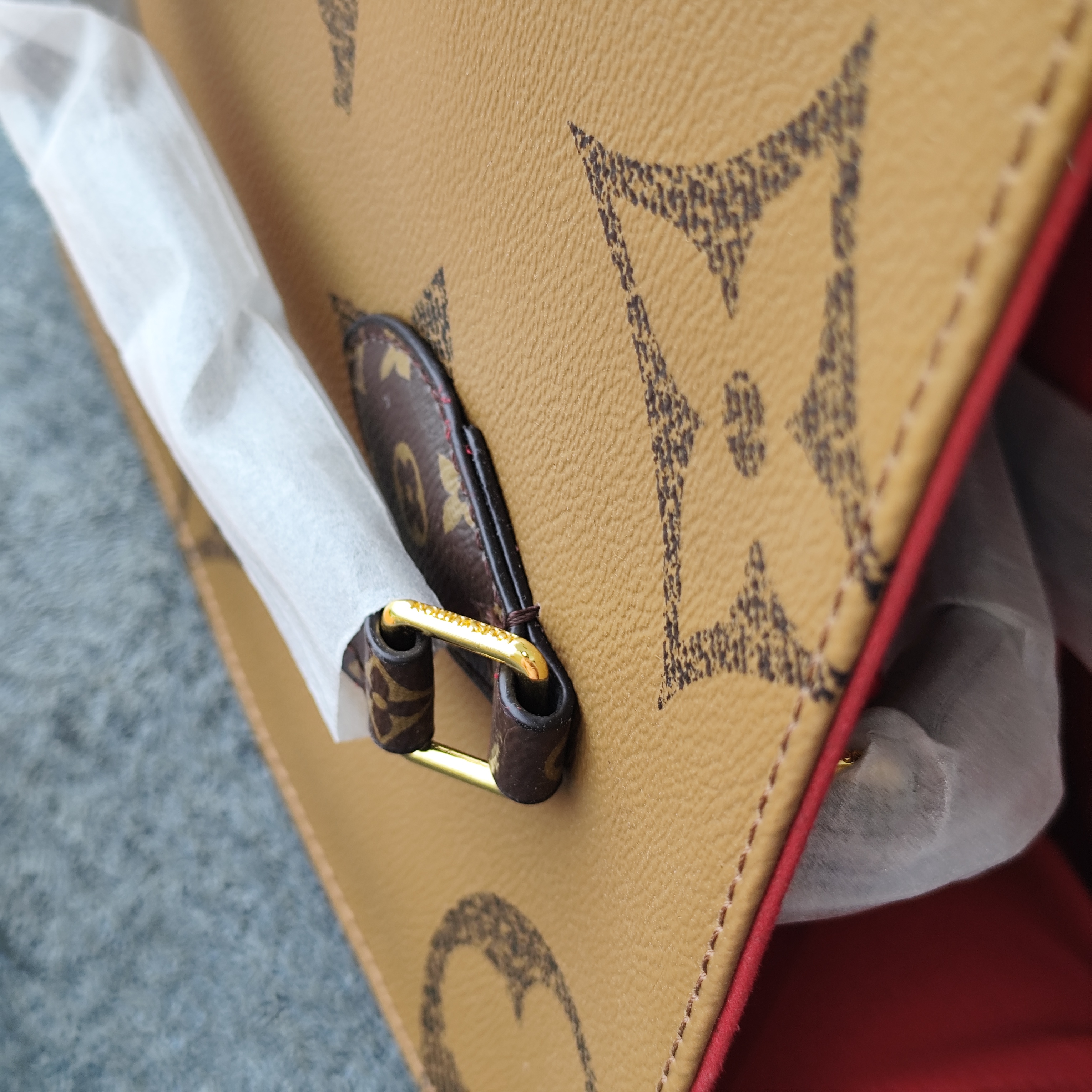 Elegant Red Handbag
