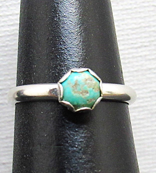 Sterling Silver Turquoise Cabochon Ring Size 7.5 US