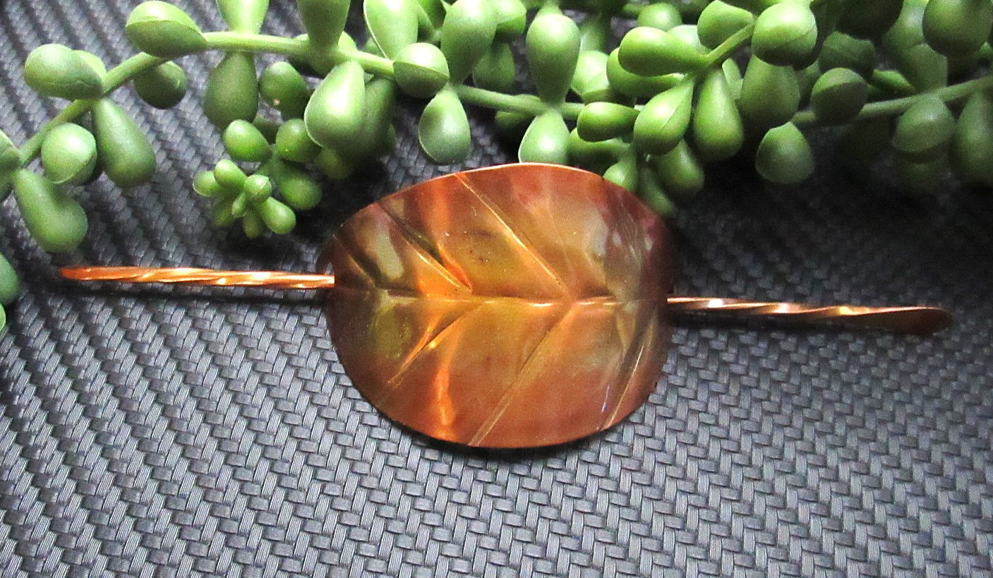 Flame Painted Leaf Hair Pin in Pink and Gold