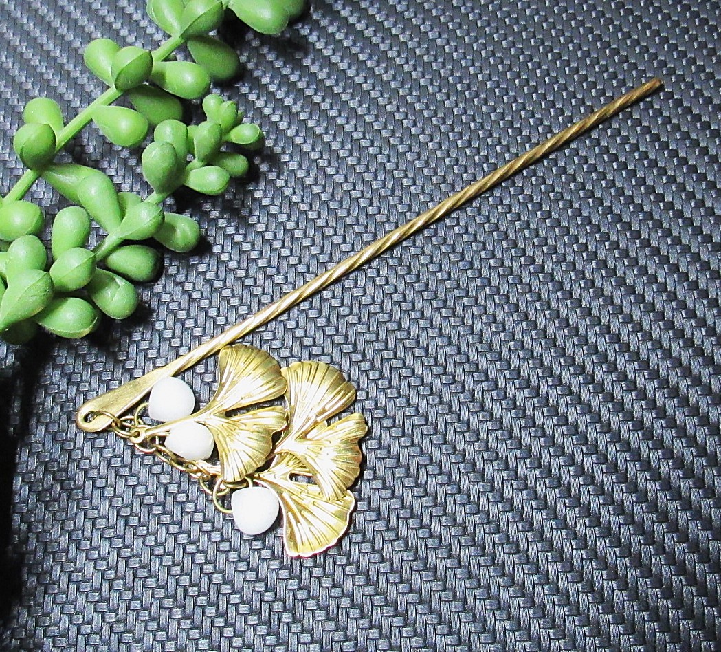 Brass Gingko Leaf Hairpin with Three Leaves