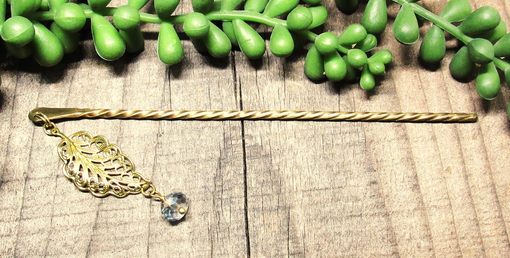 Brass Filigree Feather Hairpin