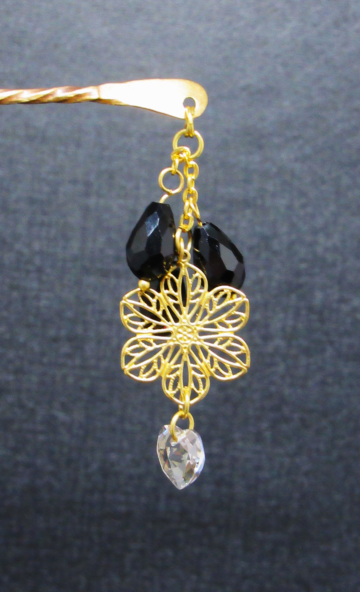 Floral Brass Hairpin with Black Teardrops