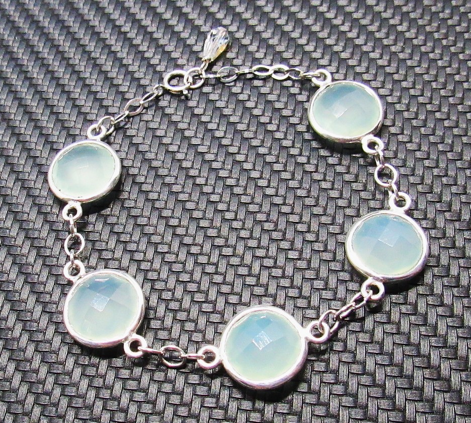 Aqua Chalcedony Round Faceted Gemstones Bracelet- 7.5 Inches