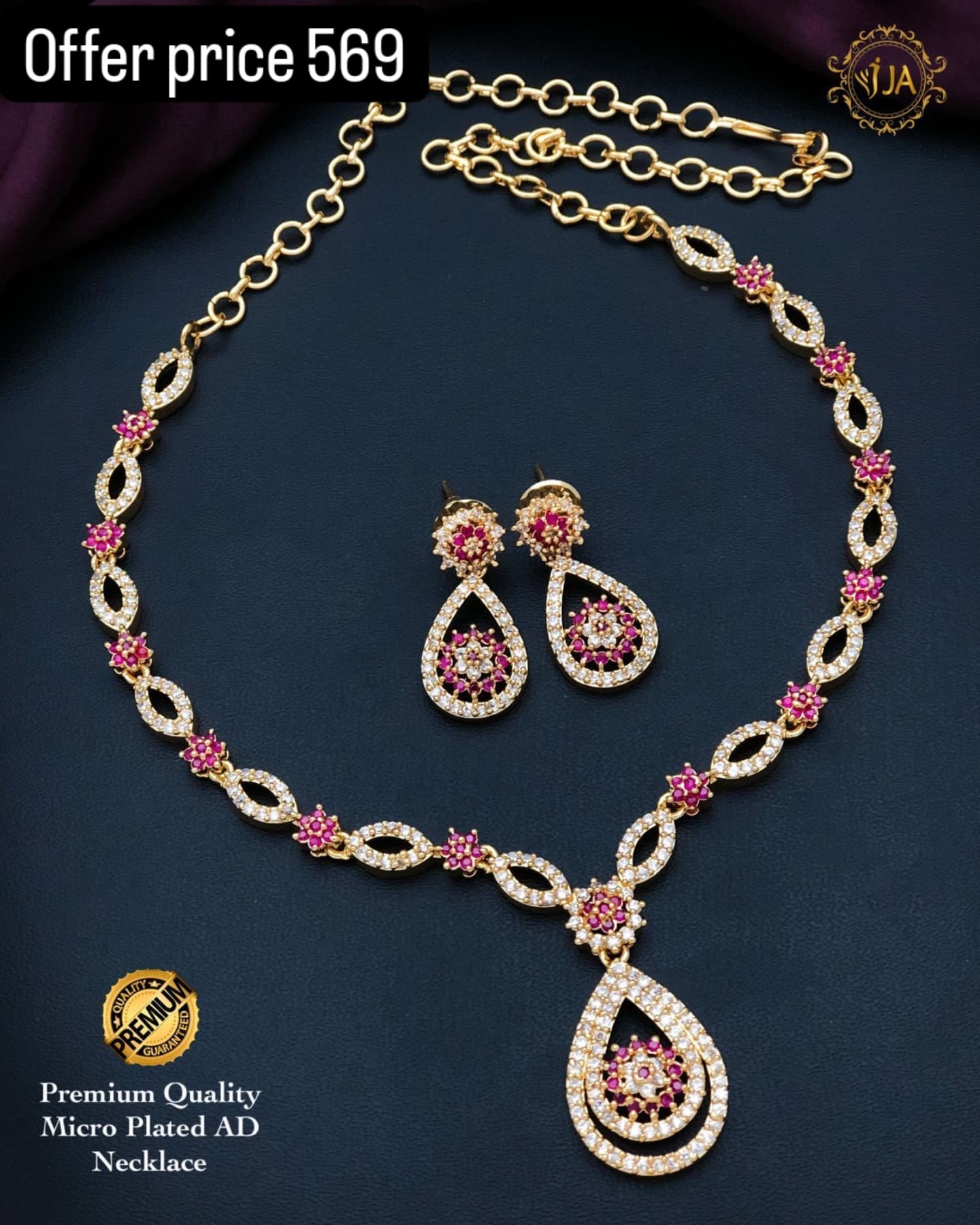 Necklace set