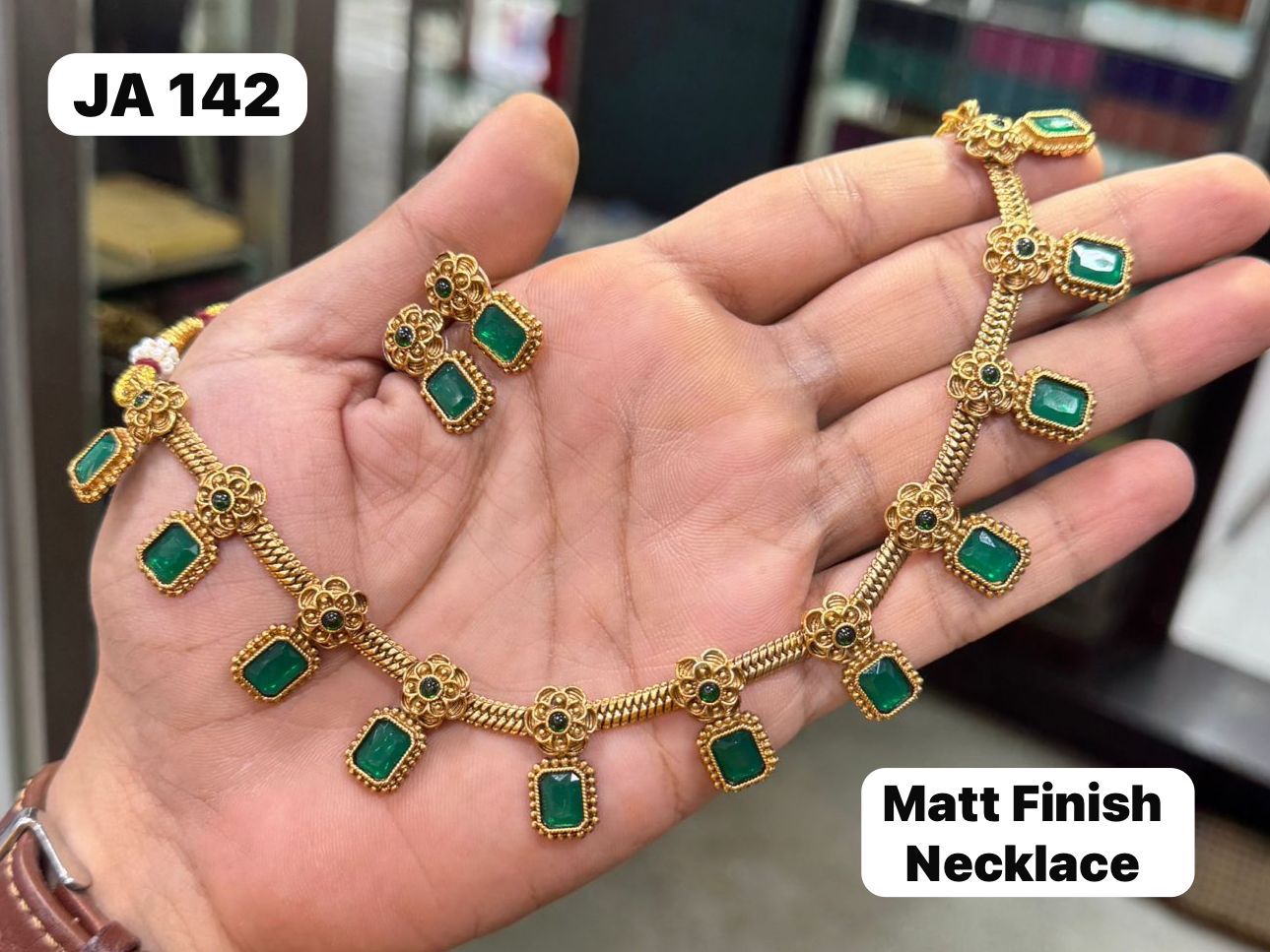 Matt Finish Necklace Set
