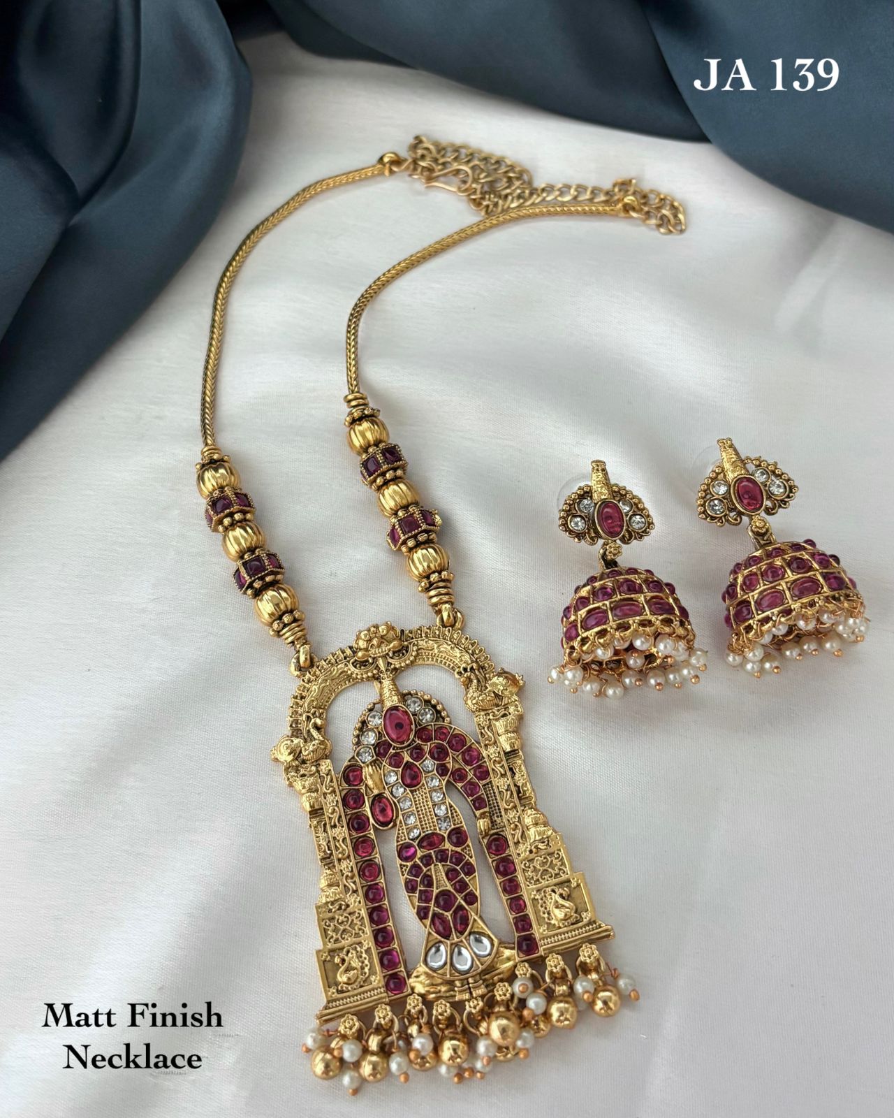 Matt Finish Necklace Set