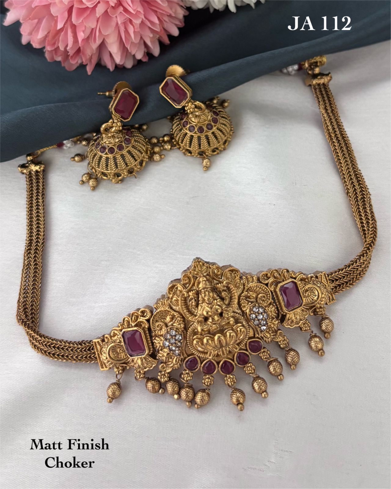 Matt Finish Choker Set