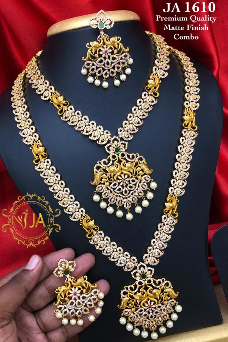 Premium Matte Finish Necklace Set