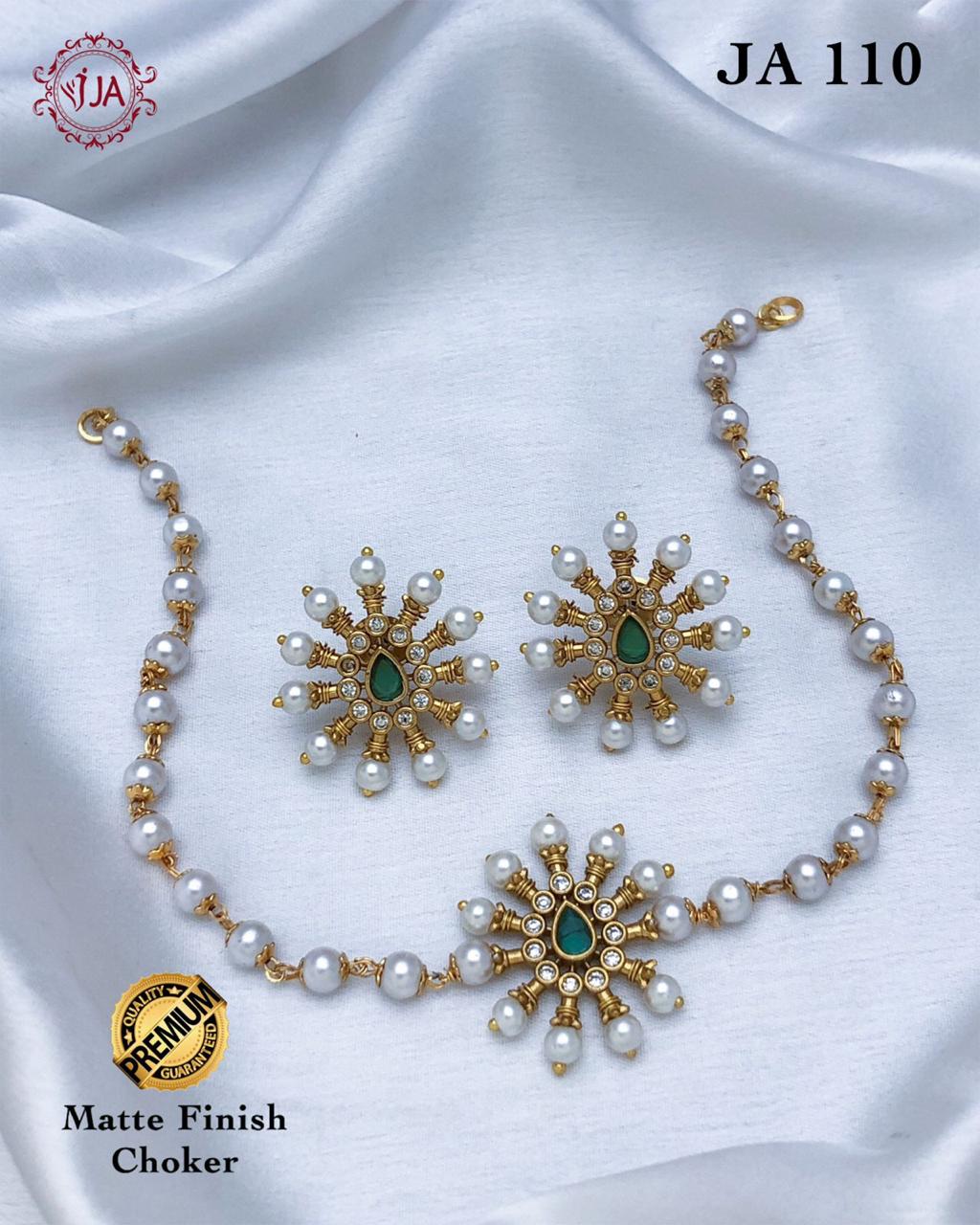 Matte Finish Pearl Choker Set