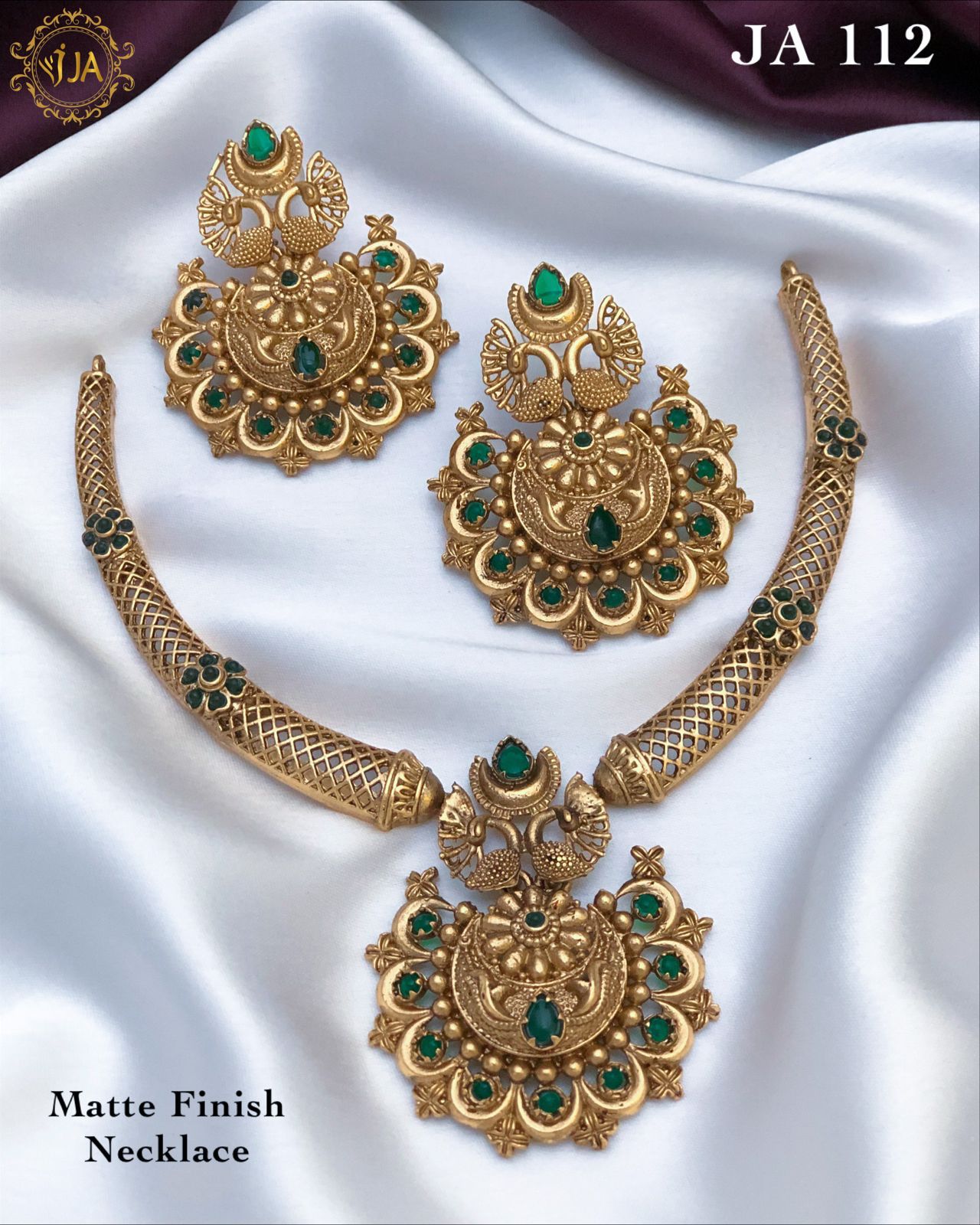 Matte Finish Necklace Set