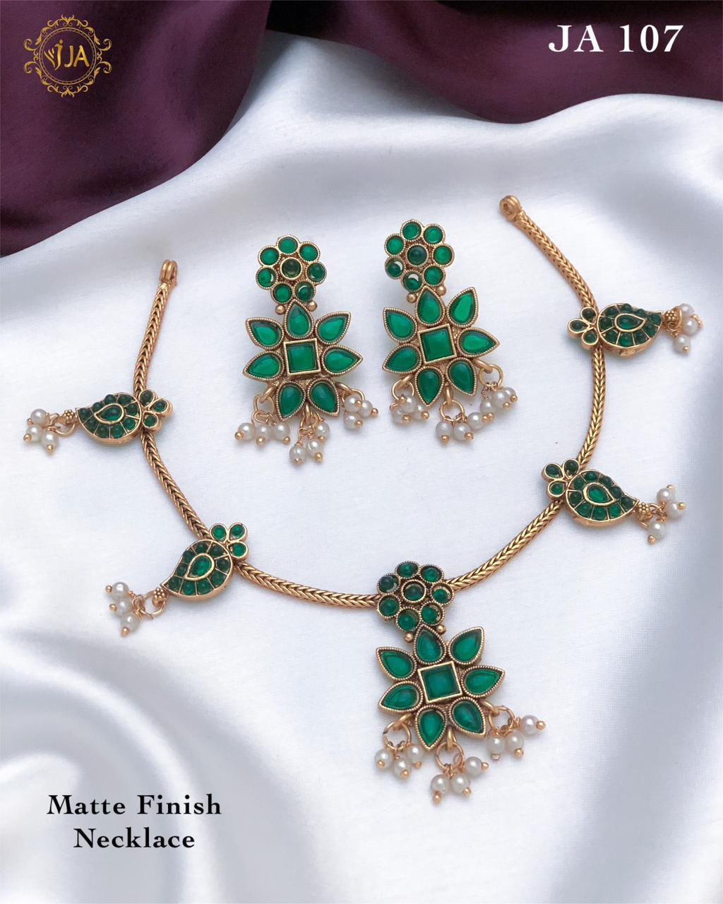 Green Matte Finish Necklace Set