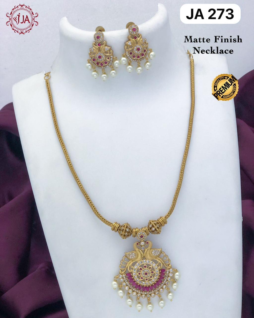 Matte Finish Necklace Set