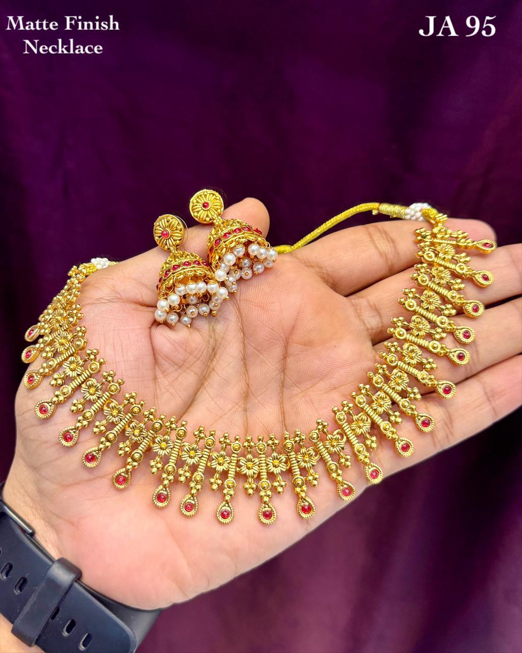 Matte Finish Necklace Set