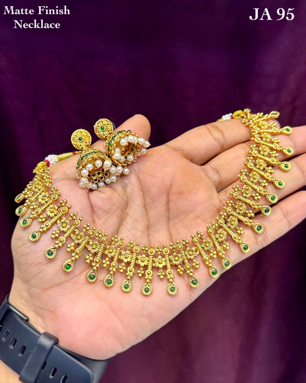 Matte Finish Necklace Set