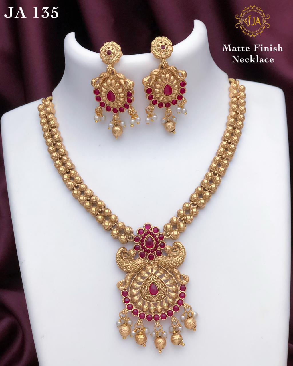 Matte Finish Necklace Set