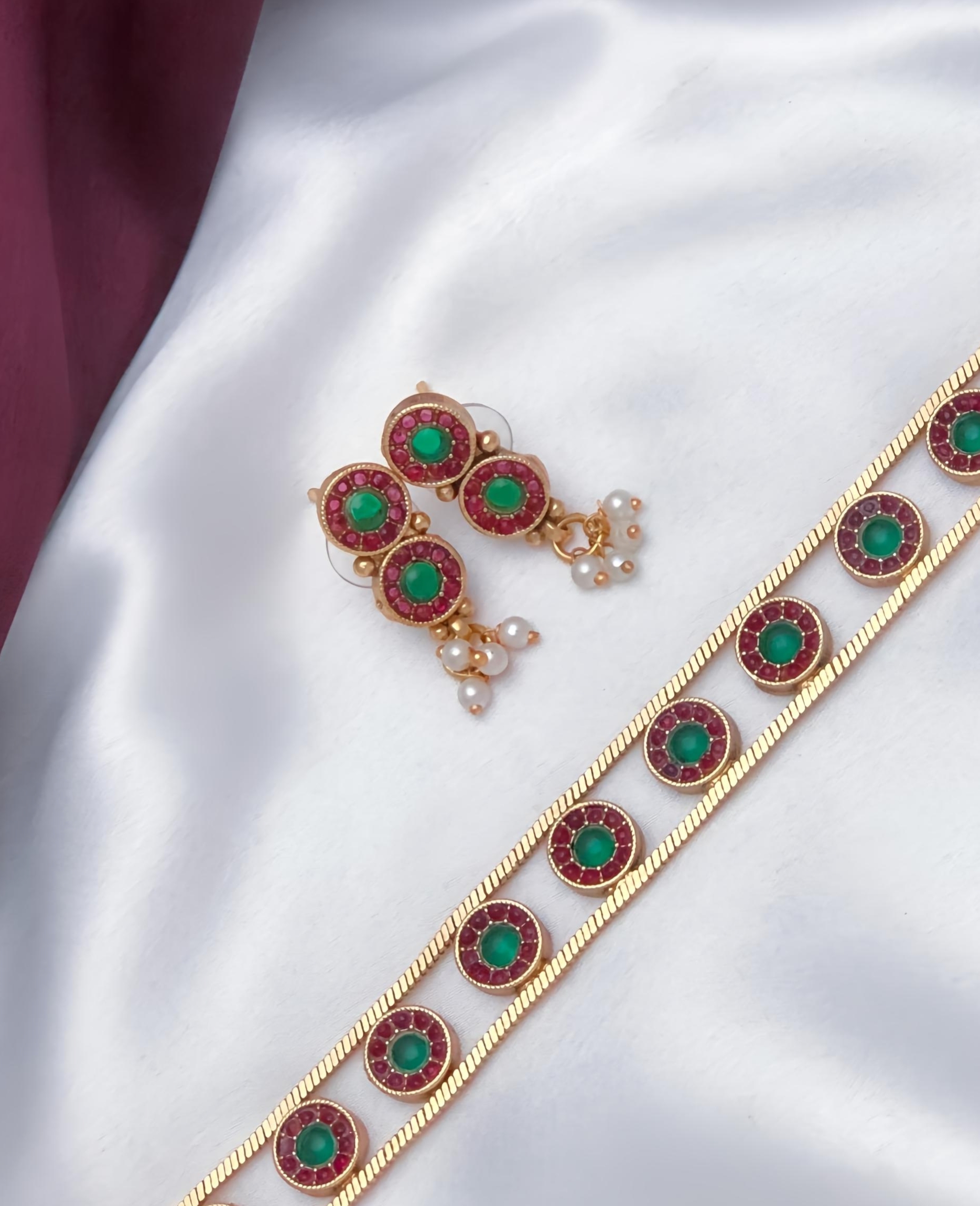 Trending 2 Layered choker set