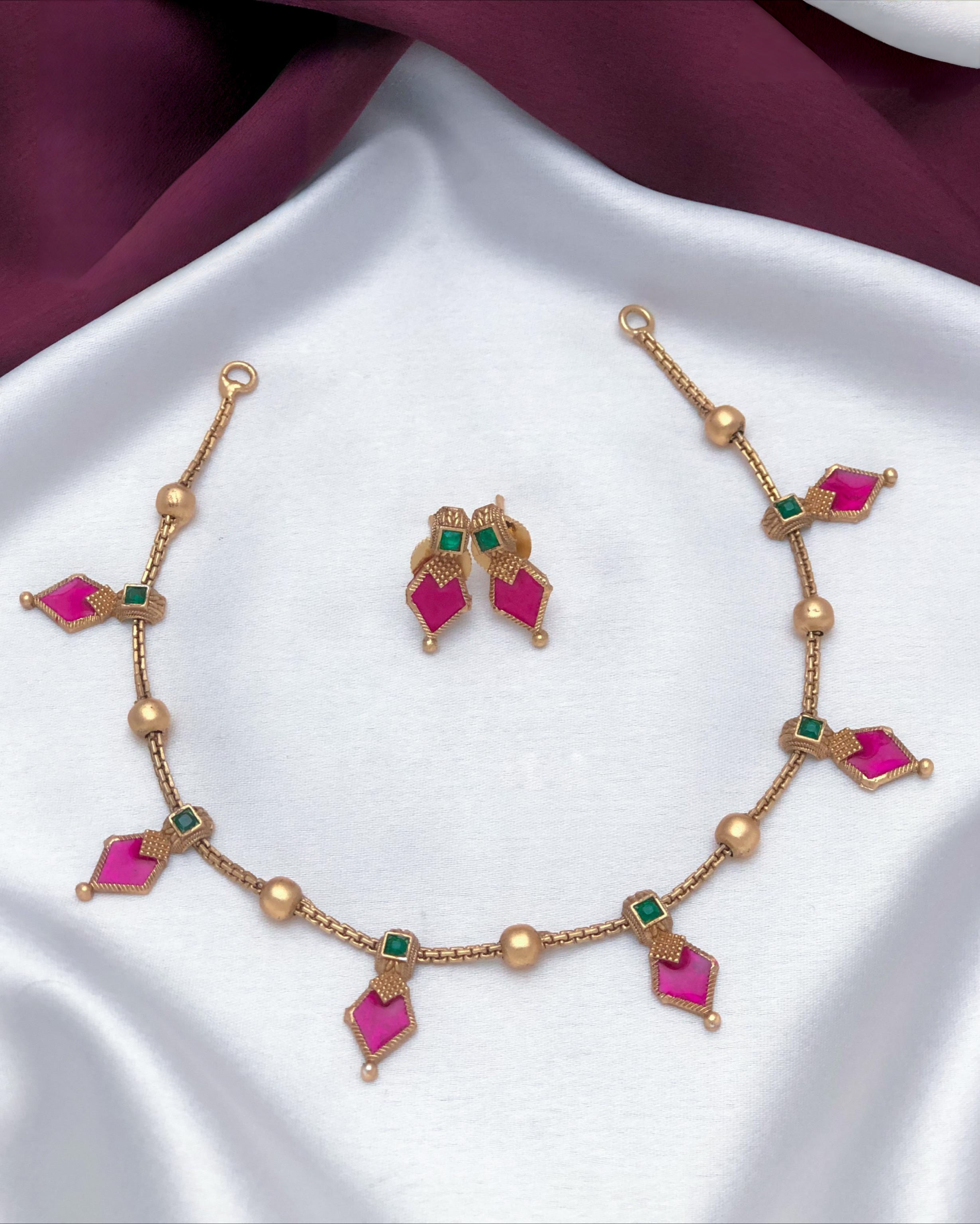 Kerala style Gold Necklace and Earring Set